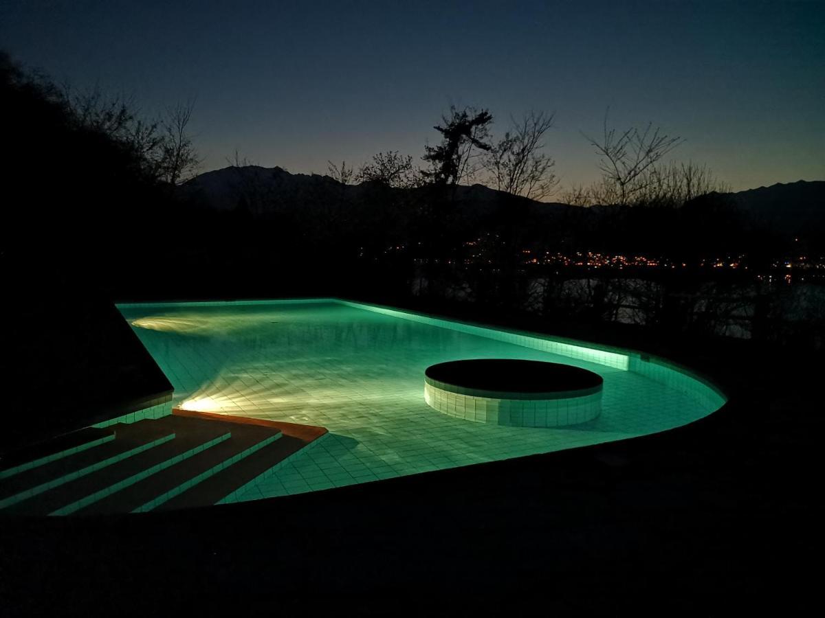 1 Zimmer Apartment Mit Seesicht Und Pool Gambarogno Екстер'єр фото